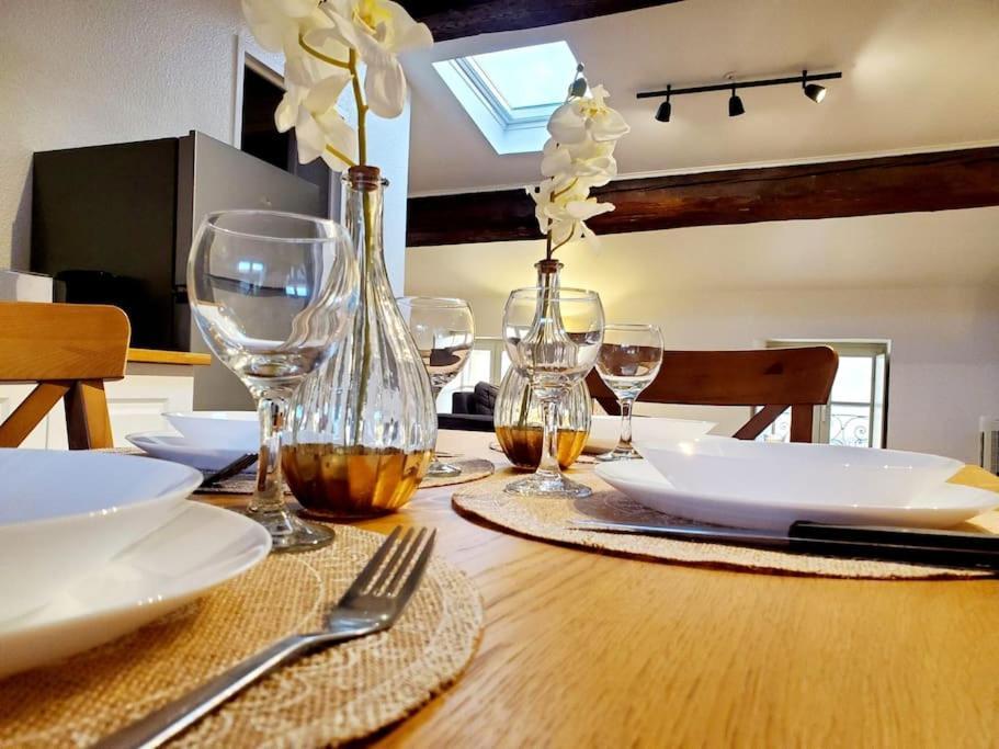 Appartement Chaleureux Au Pied De La Cite Avec Parking Carcassonne Eksteriør bilde
