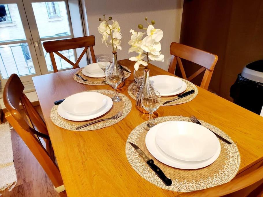 Appartement Chaleureux Au Pied De La Cite Avec Parking Carcassonne Eksteriør bilde